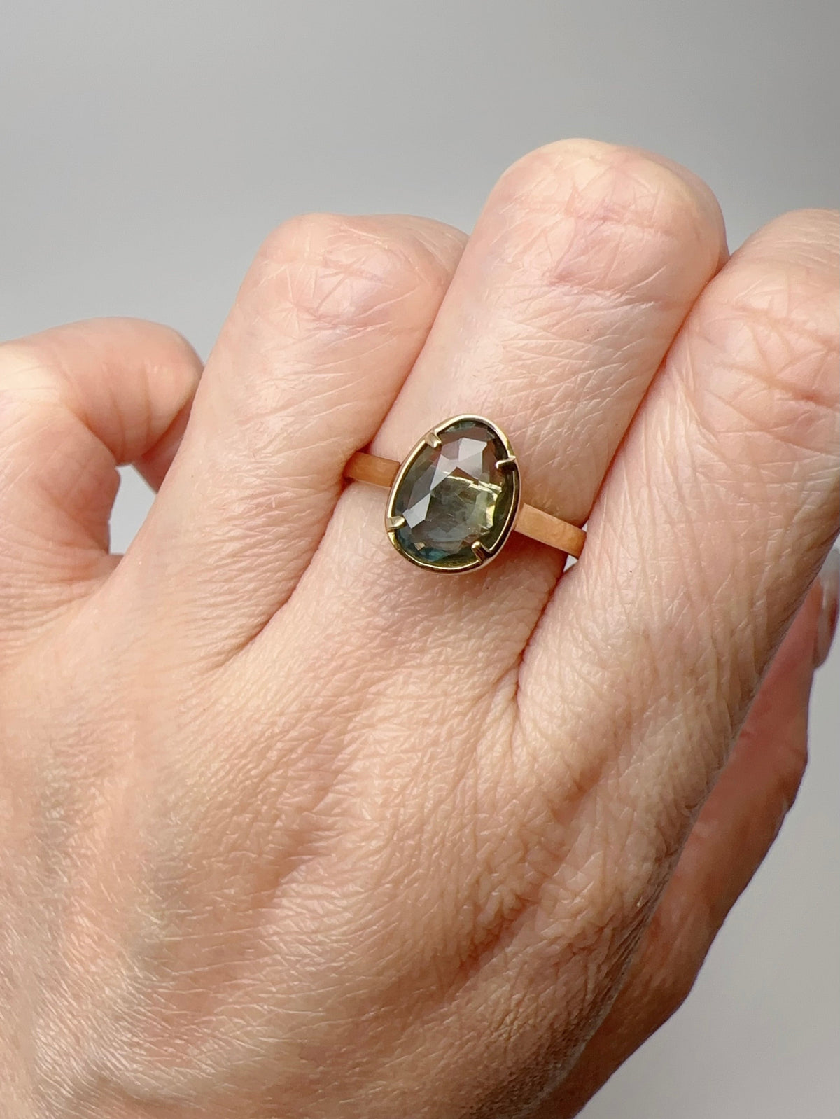 Rose Cut Madagascar Sapphire Stacking Ring 9K Gold Ring R6694 Aurora Designer
