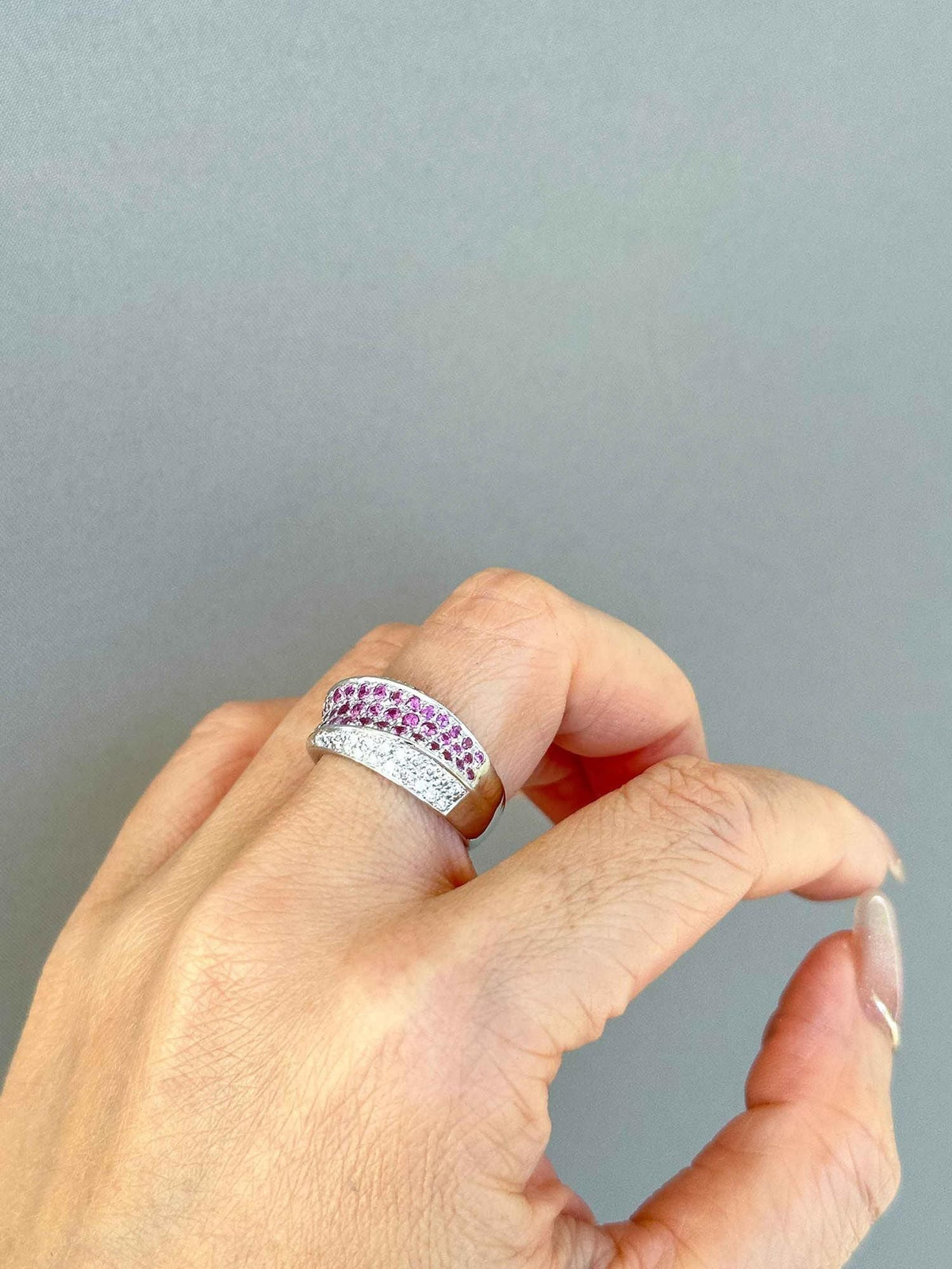 Dual Tone Three Dimensional Diamond and Pink Sapphire Pave Wide Band Ring 18K Gold PT900 8.1g V1130 Aurora Designer