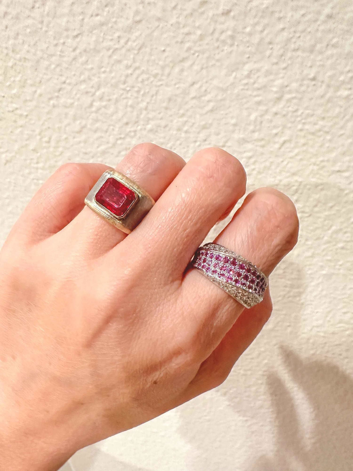 Dual Tone Three Dimensional Diamond and Pink Sapphire Pave Wide Band Ring 18K Gold PT900 8.1g V1130 Aurora Designer