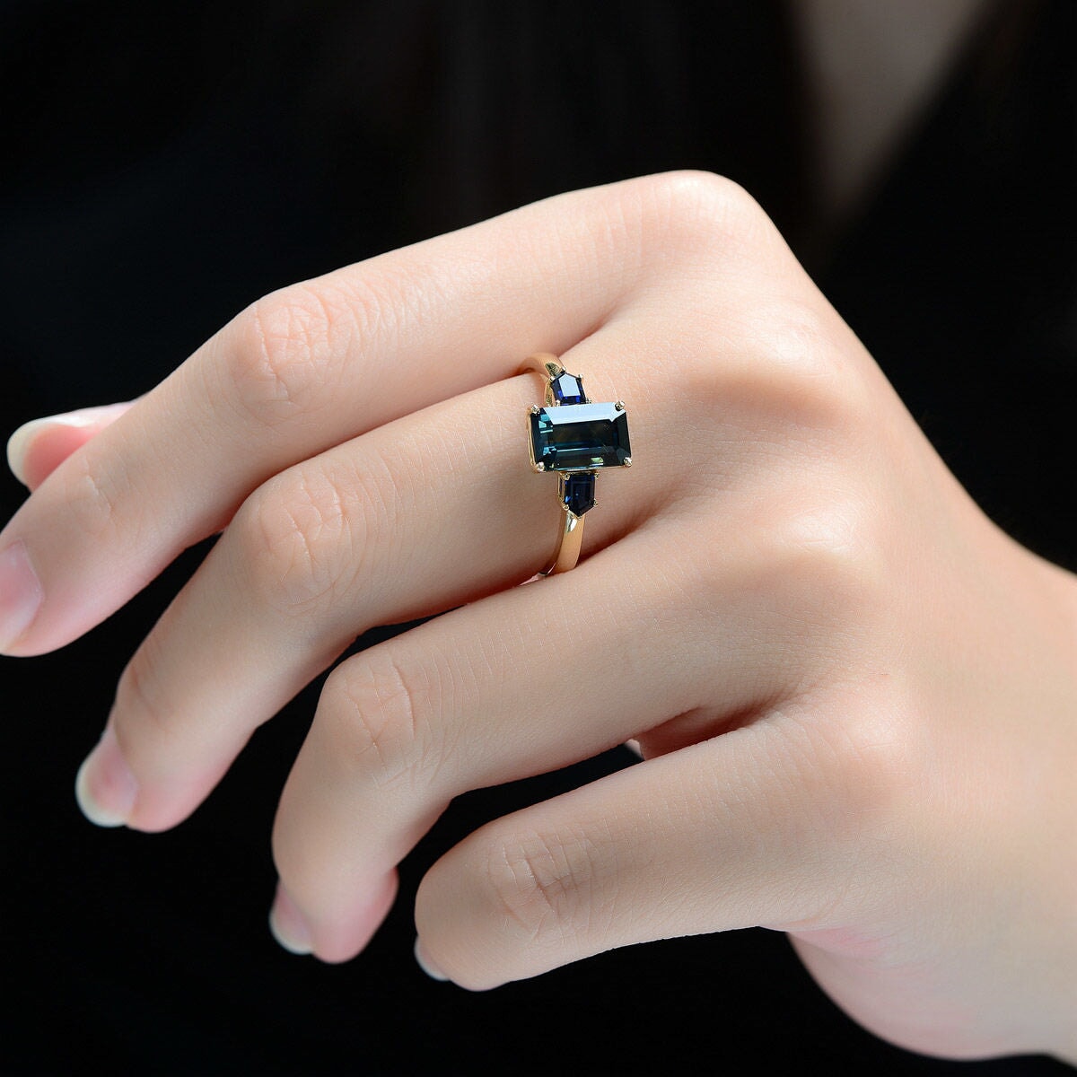 3.08ctw Teal Sapphire Three-Stone Engagement Ring 14K Gold R6659 Aurora Designer