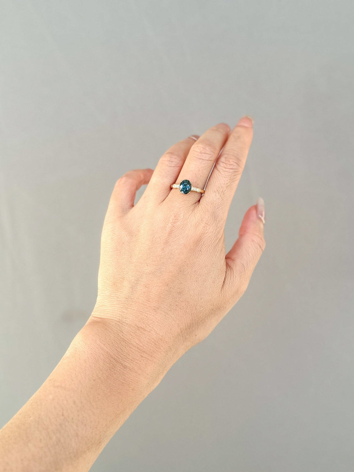 1.82ct Teal Sapphire Vintage Inspired Engagement Ring 14K Gold R6660 Aurora Designer