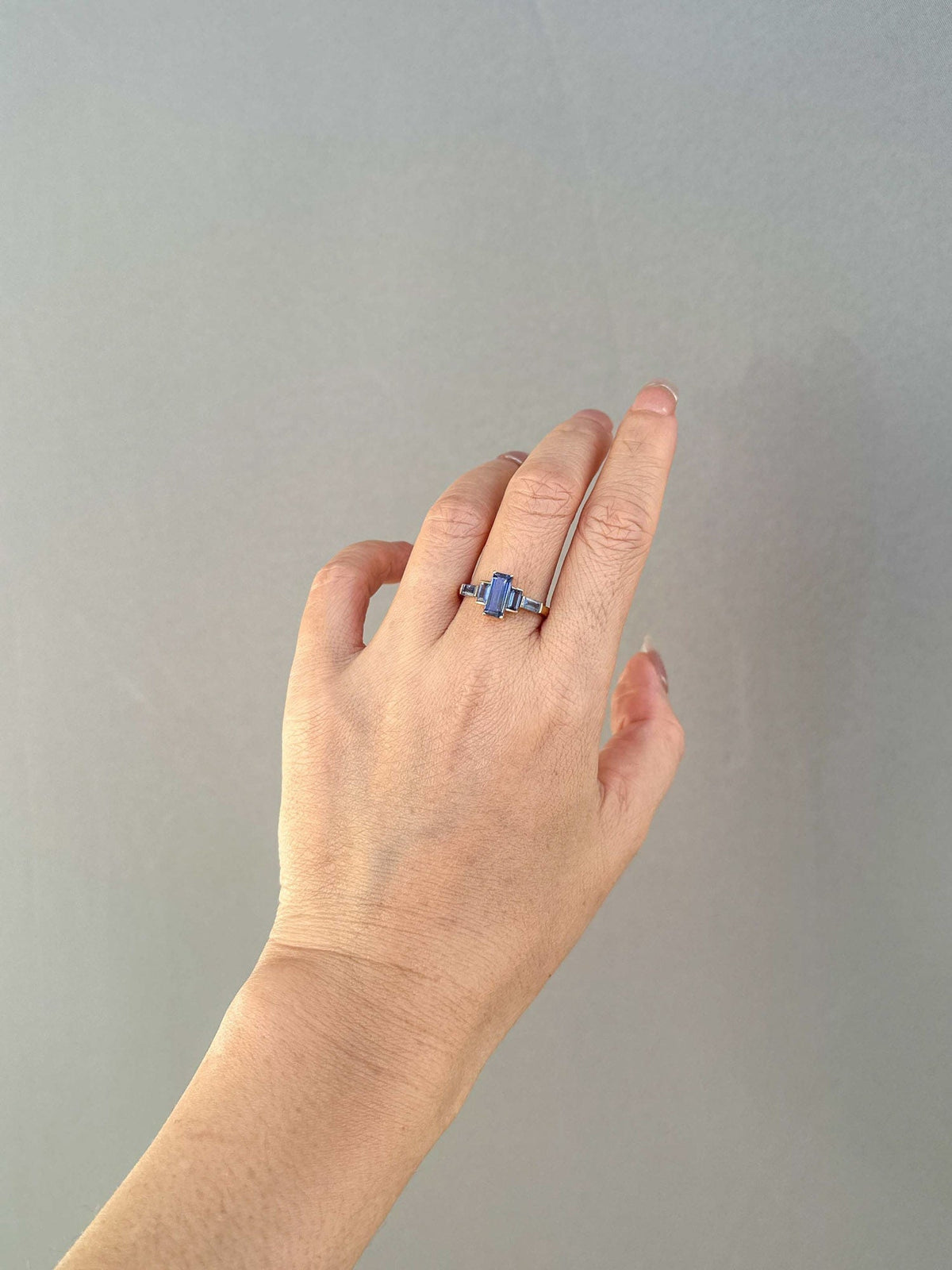 2.3ctw Blue Purple Bi-Color Sapphire Engagement Ring 14K Gold R6662 Aurora Designer