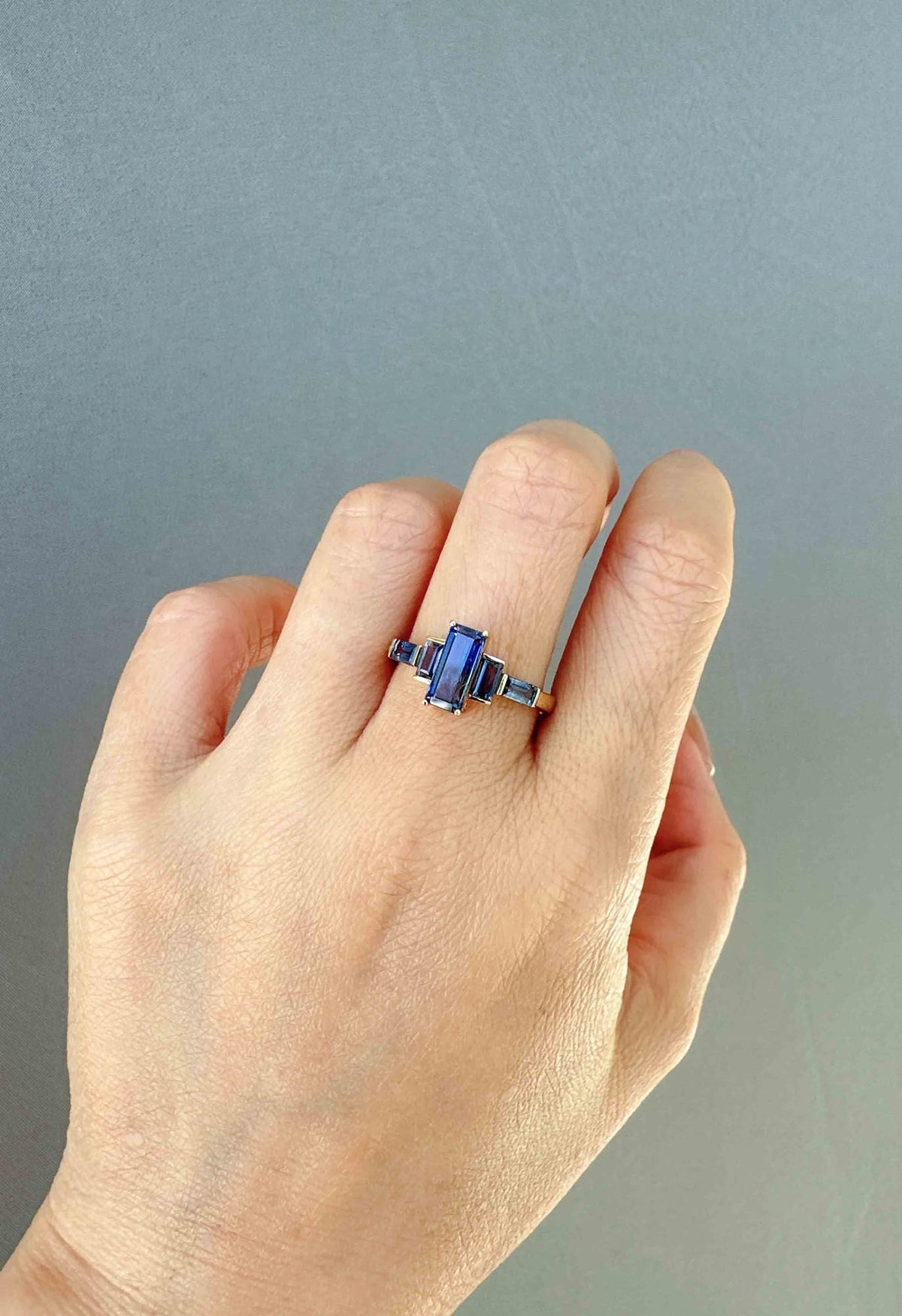 2.3ctw Blue Purple Bi-Color Sapphire Engagement Ring 14K Gold R6662 Aurora Designer