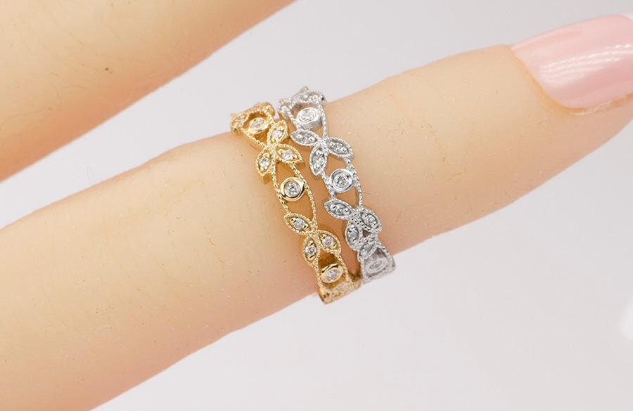 Vintage Diamond Ring with Milgrain Details 18K White Gold AD1296 Aurora Designer