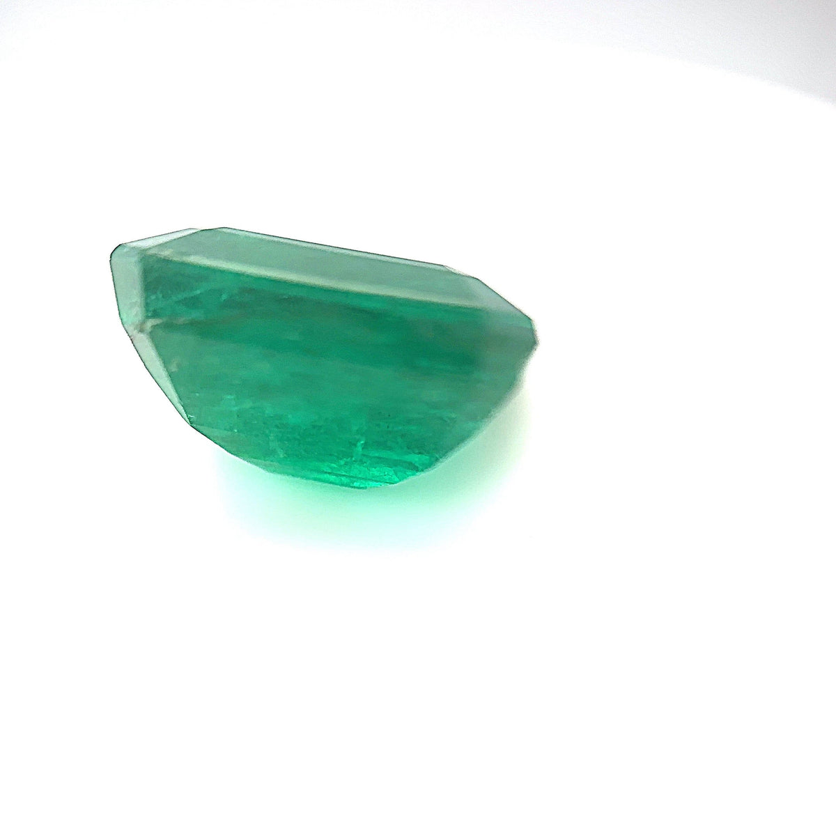 8.35ct Rectangle Shape Emerald, 12.7x11.2x7.3 EM01 Aurora Designer