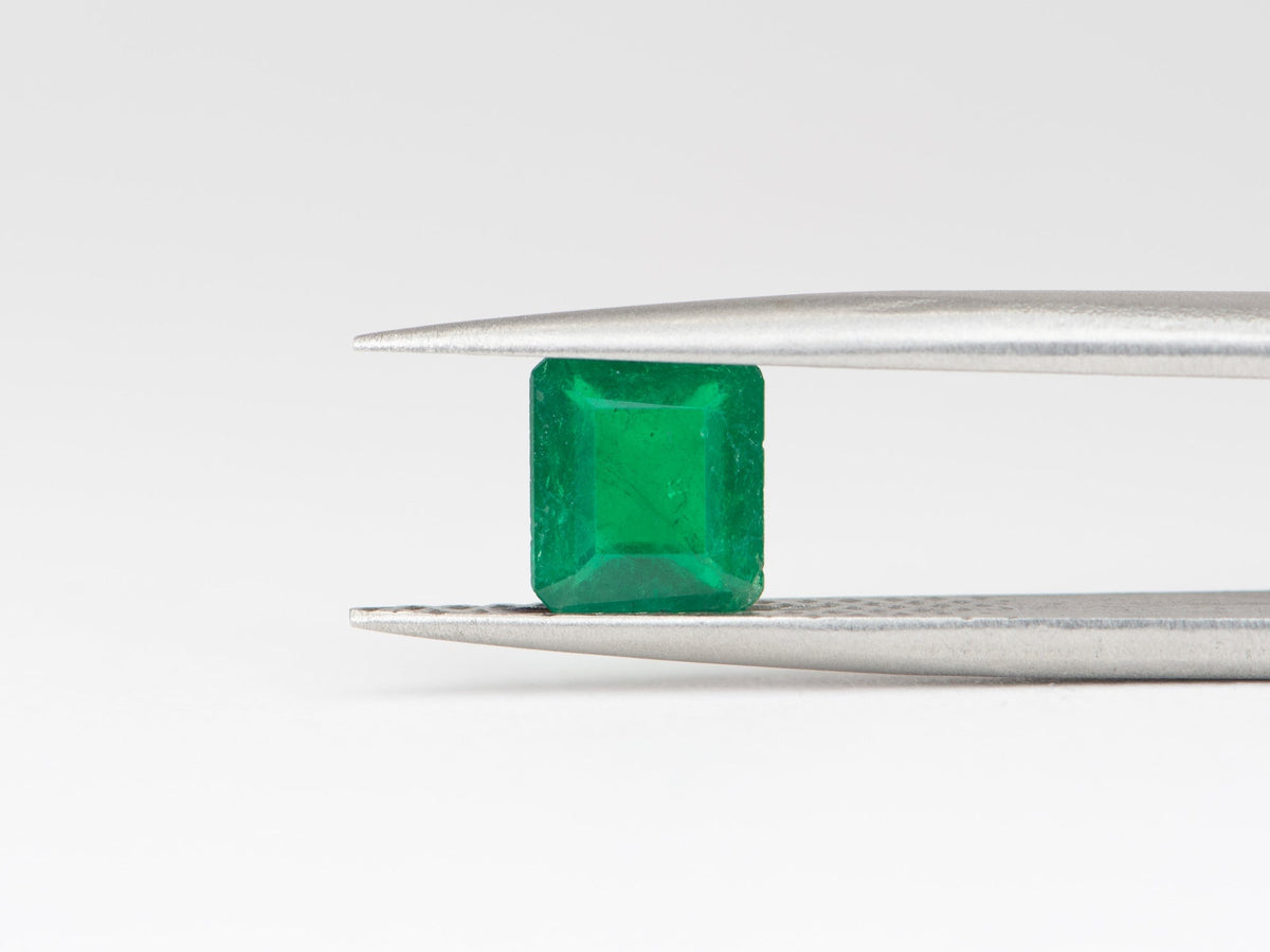 0.93ct Square Shape Emerald, 6.0x7.0x3.1 EM04 Aurora Designer