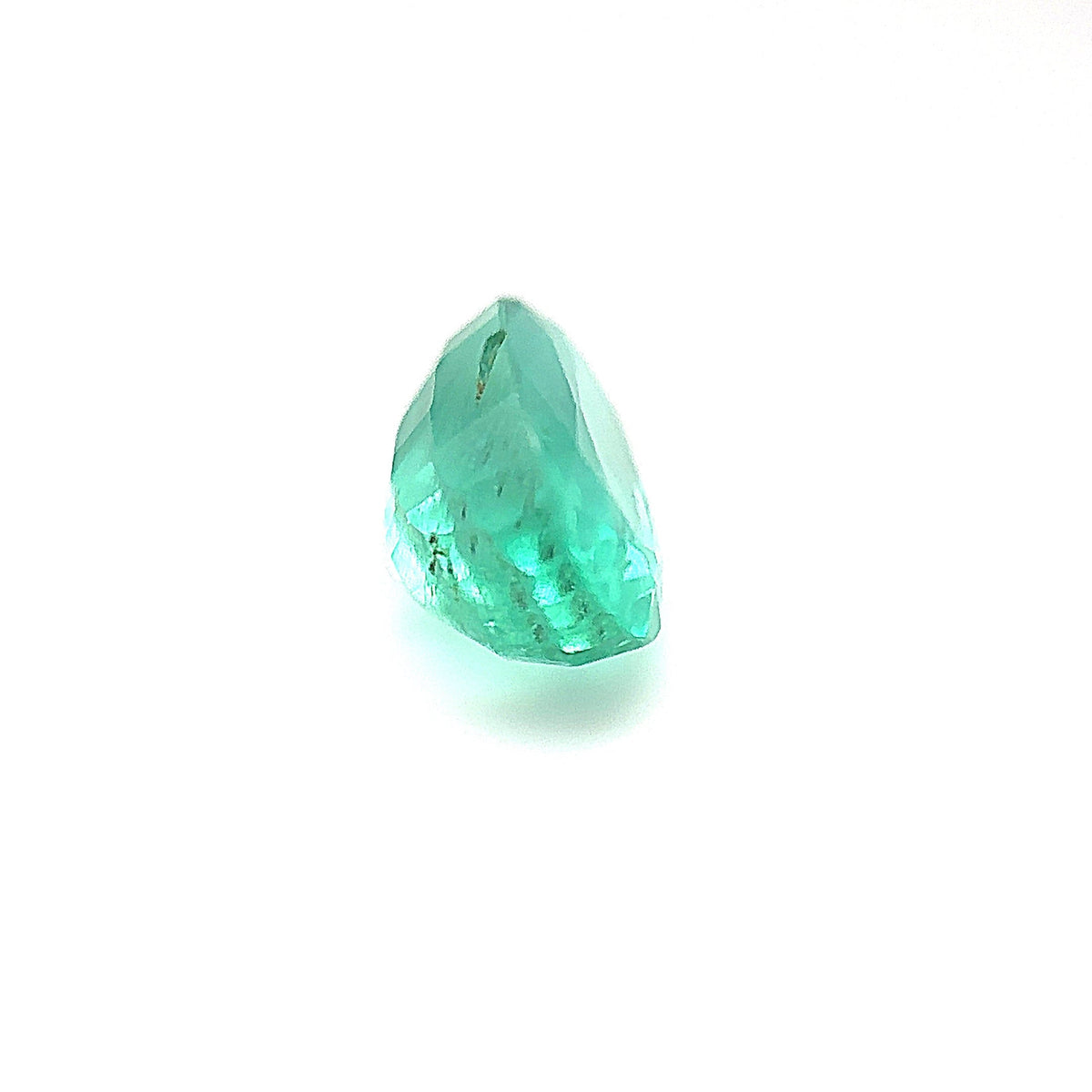 0.95ct Oval Shape Emerald, 7.0x4.4x4.1 EM12 Aurora Designer