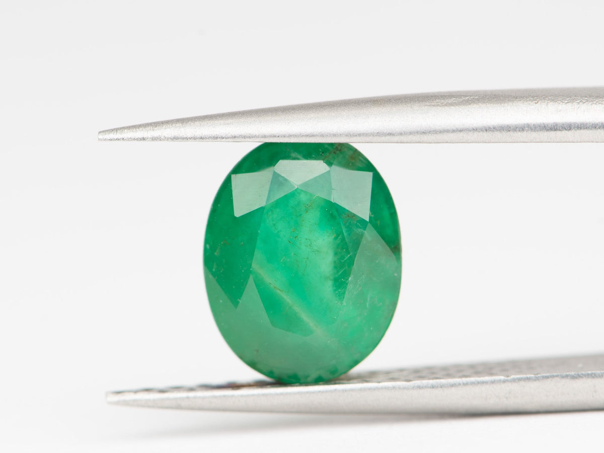2.57ct Oval Shape Emerald, 10.0x8.0x5.1 EM17 Aurora Designer
