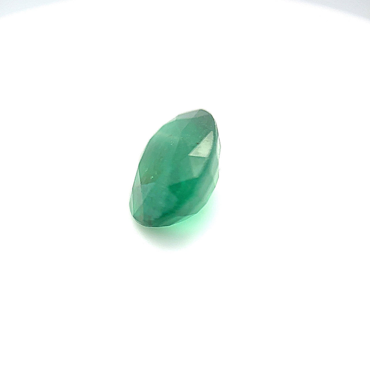 2.57ct Oval Shape Emerald, 10.0x8.0x5.1 EM17 Aurora Designer