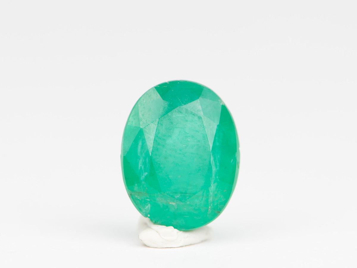 2.52ct Oval Shape Emerald, 10.0x7.9x5.3 EM18 Aurora Designer