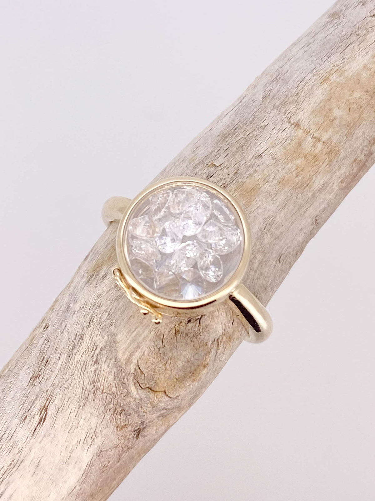 Solid 14K Gold Shaker Locket Ring M6009 Aurora Designer