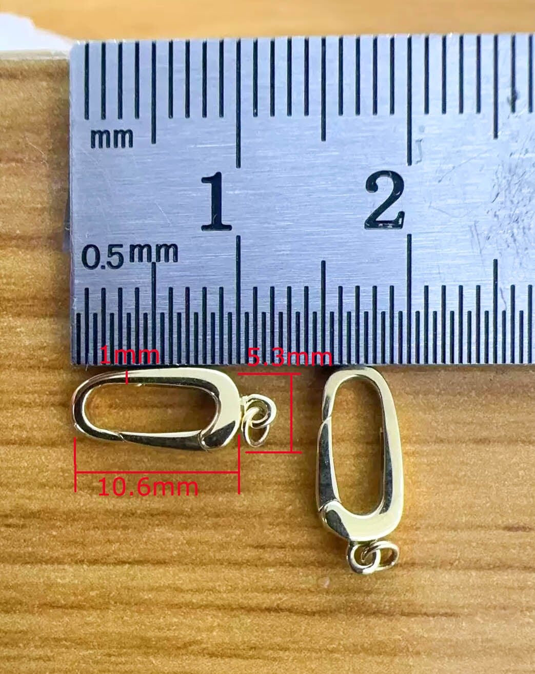 Real 14K Gold Small Rectangle Push Gate Charm Holder Spring Ring Necklace Clasp Closure Pendant Enhancer Bail Chain Connector M4074 Aurora Designer