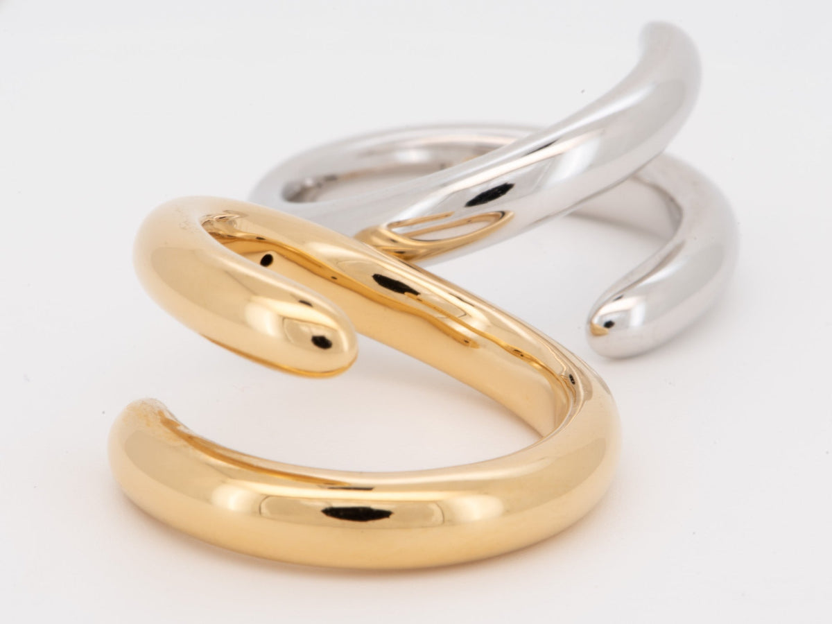 18K Gold Dual Tone Interlinked Ribbed Curvy Ring Band Hollow Light Weight Chunky High Rise Profile Designer Jewelry M5060 Aurora Designer