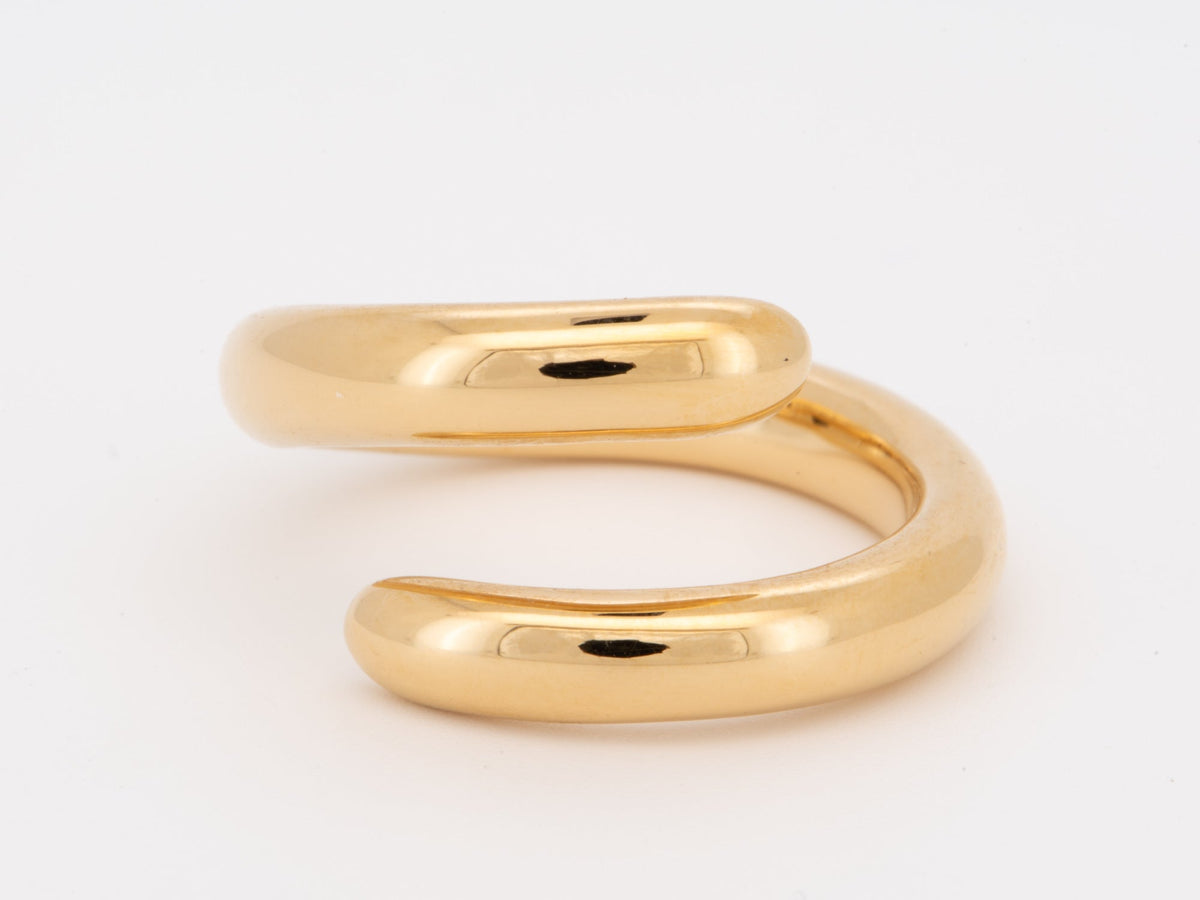 18K Gold Dual Tone Interlinked Ribbed Curvy Ring Band Hollow Light Weight Chunky High Rise Profile Designer Jewelry M5060 Aurora Designer