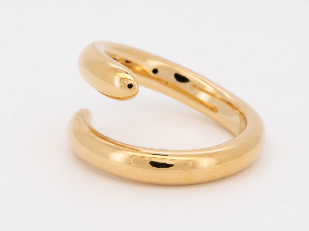 18K Gold Dual Tone Interlinked Ribbed Curvy Ring Band Hollow Light Weight Chunky High Rise Profile Designer Jewelry M5060 Aurora Designer