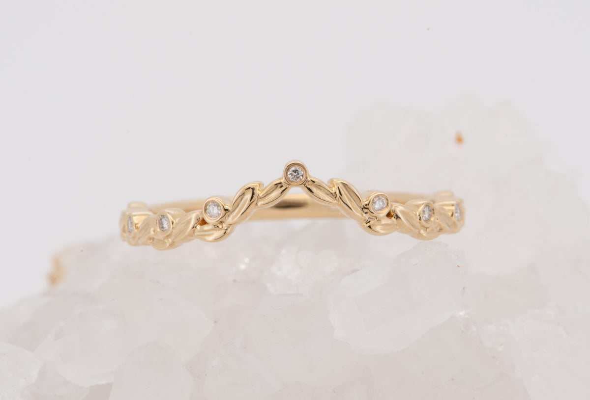 14K Gold Leaf Chevron Band with Natural Diamonds
