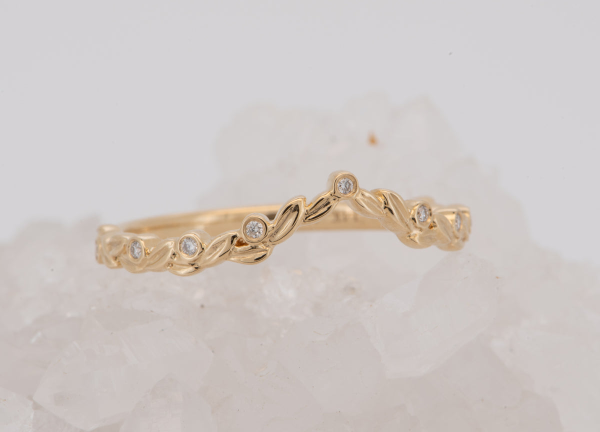 14K Gold Leaf Chevron Band with Natural Diamonds