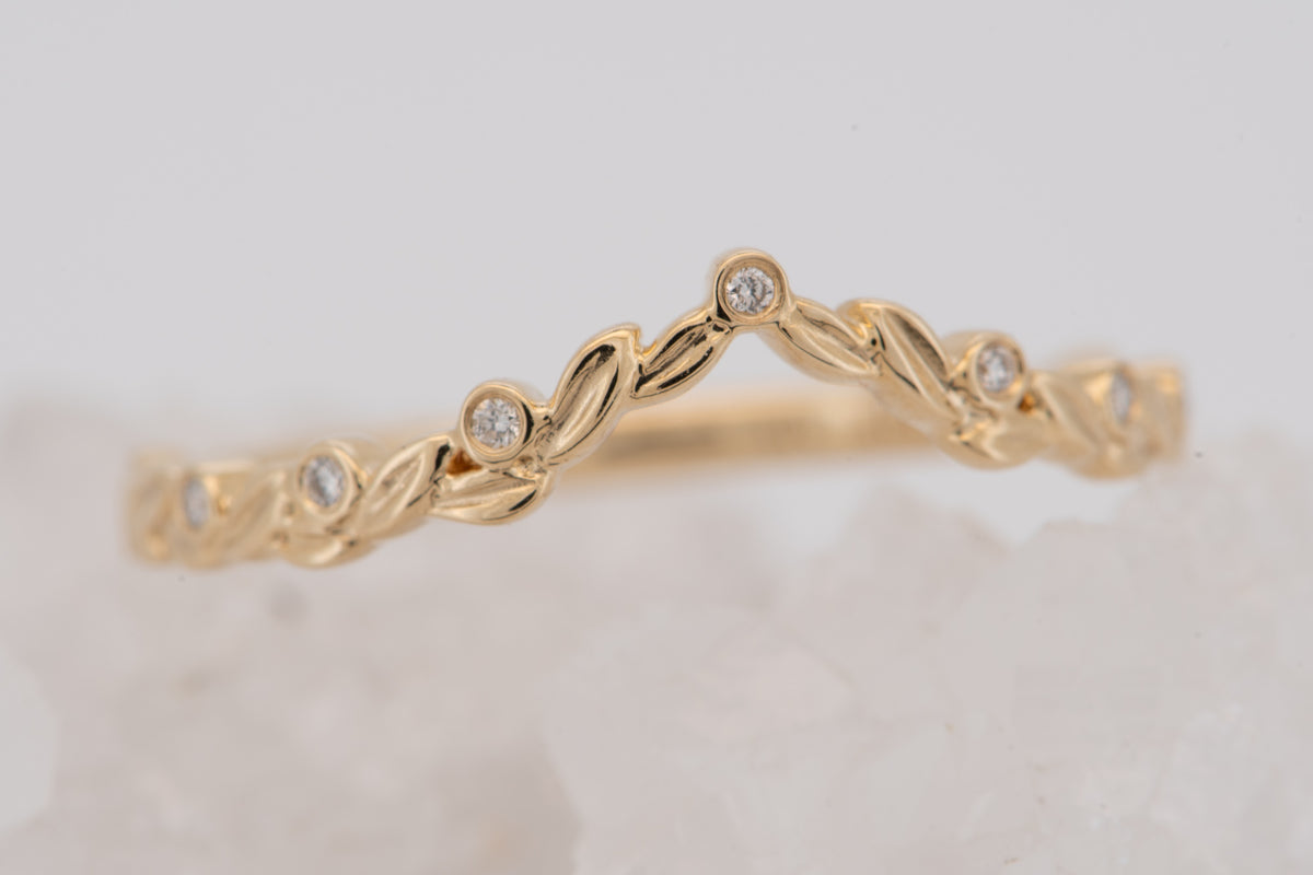 14K Gold Leaf Chevron Band with Natural Diamonds