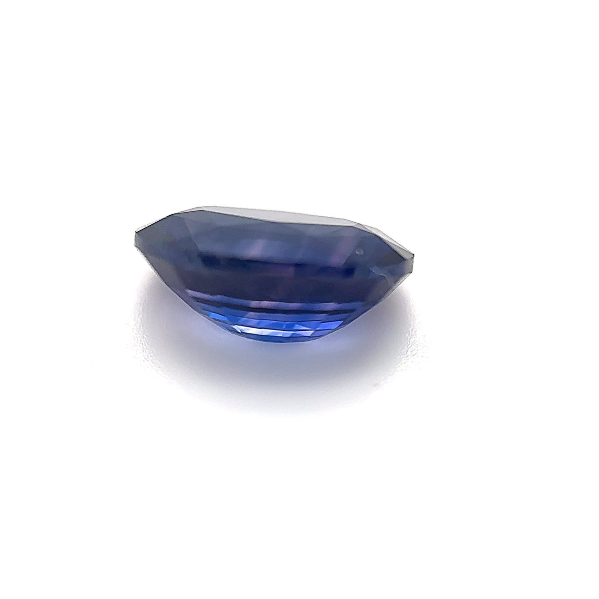 3.56ct Oval Shape Sapphire 10.5*7.8*4.9mm PS575 Aurora Designer