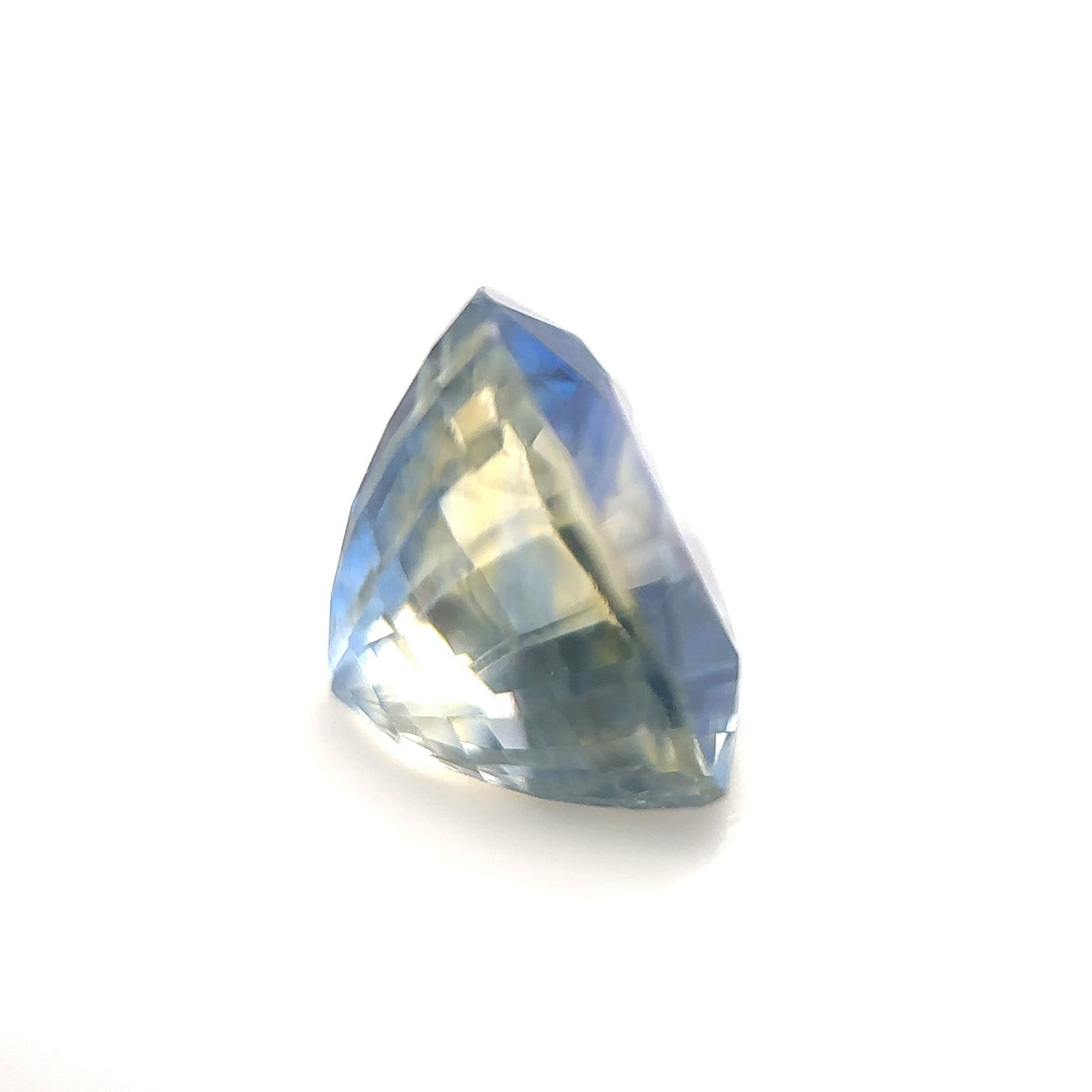 4.4ct Pear Shape Sapphire 10.0*8.6*7.1mm PS629 Aurora Designer