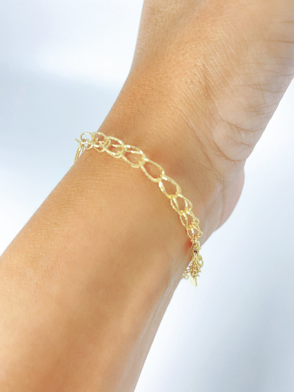 7.5" 14K Gold Diamond Cut Loop-in-Loop Special Link Bracelet R2076 Aurora Designer