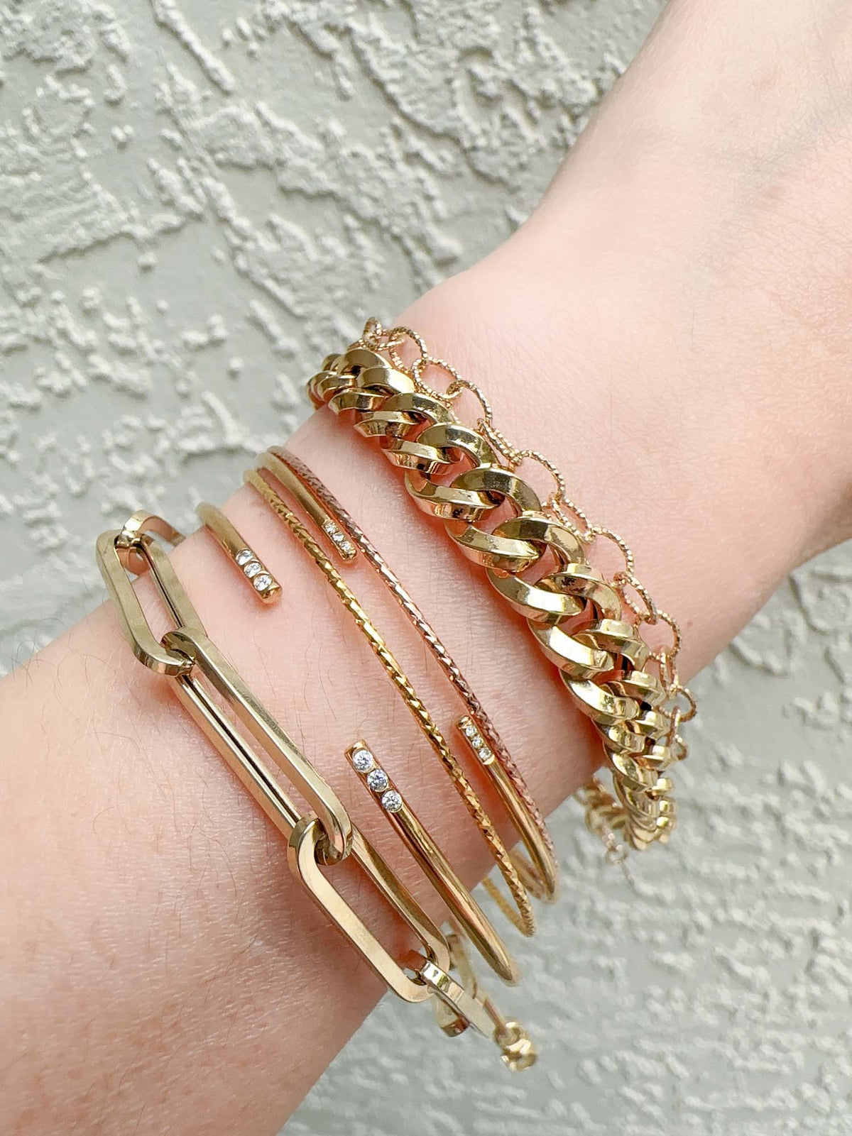8" 14K Gold Large Paperclip Link Bracelet 6.89g R2081 Aurora Designer