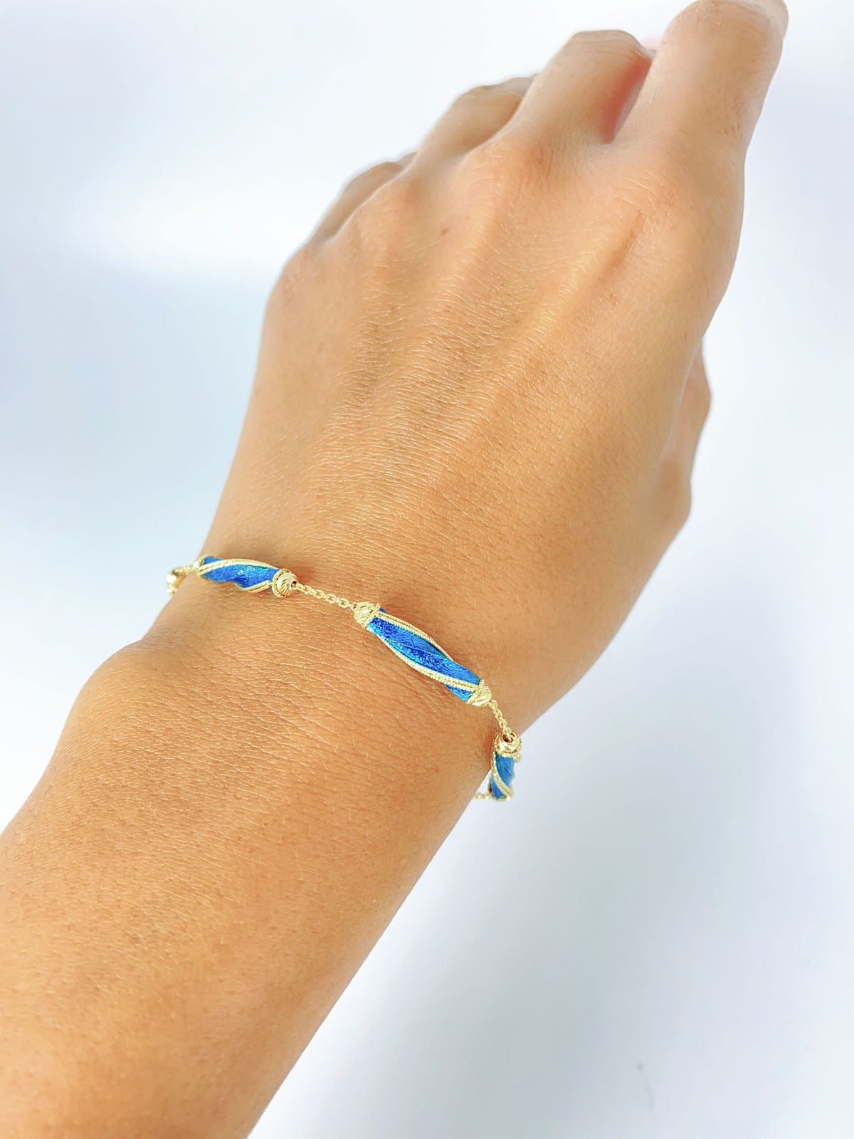 7&quot; 14K Gold Bracelet Diamond Cut and Bright Blue Enamel Spiral Links 4.57g R2083 Aurora Designer