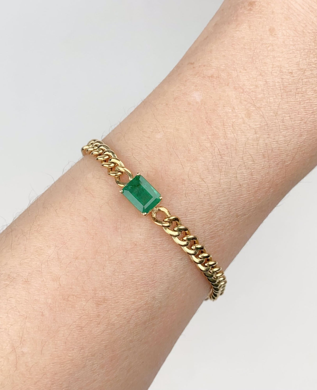14K Gold Miami Cuban Chain Bracelet with 1.64ct Emerald R2097 Aurora Designer