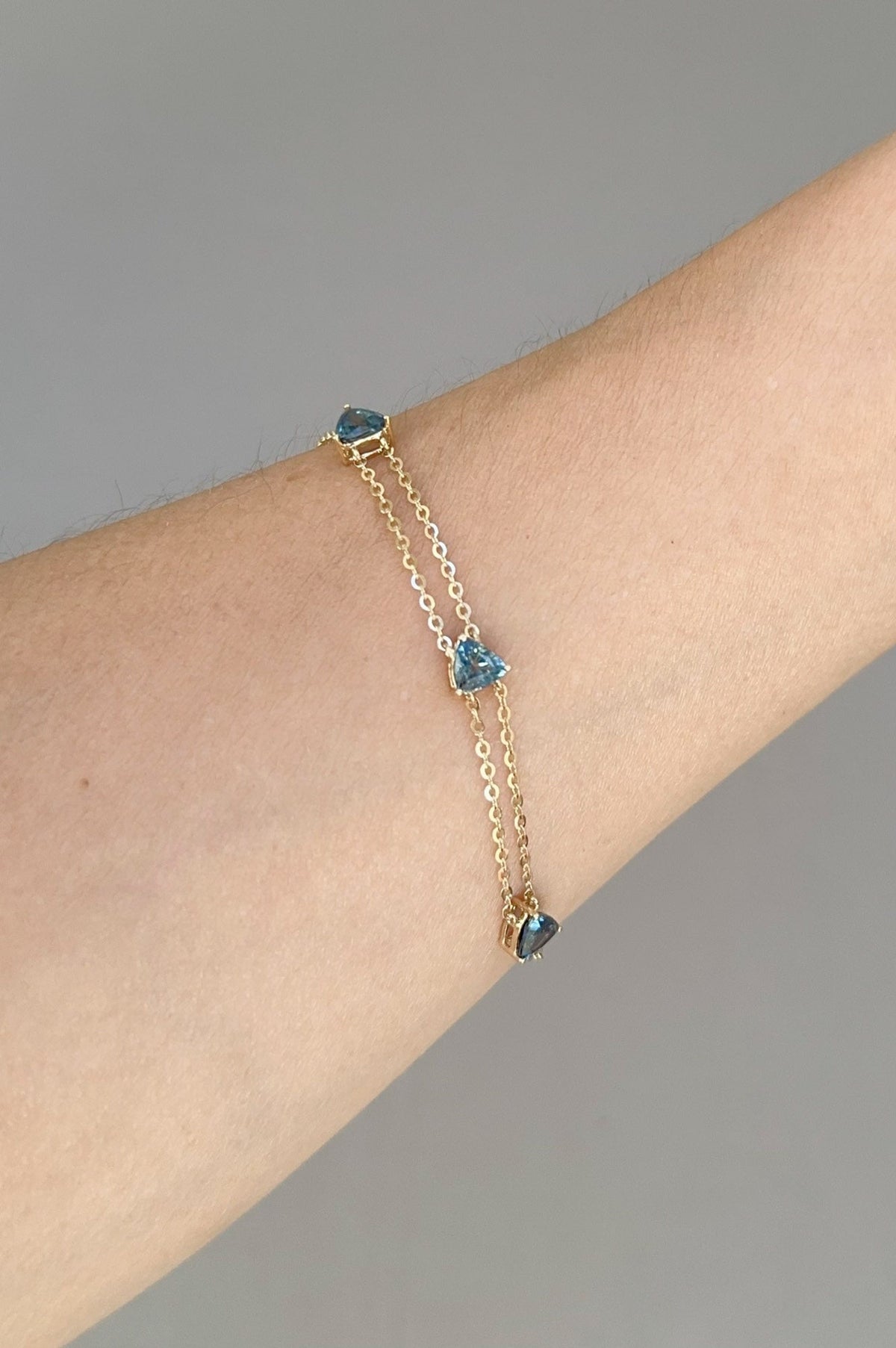 Stunning Teal Blue Sapphire Bracelet on Double Strand 14K Gold 7.5&quot; R2125 Aurora Designer