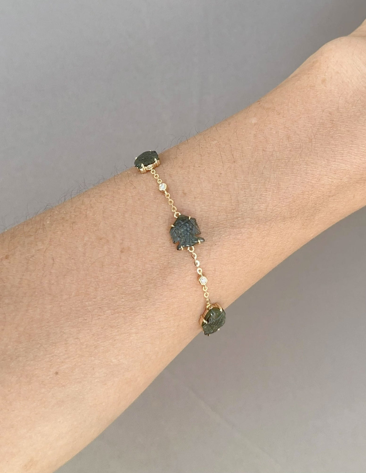9.24ctw Teal Sapphire Fish Carving with Diamond Bubbles Bracelet 14K Gold 7" R2127 Aurora Designer