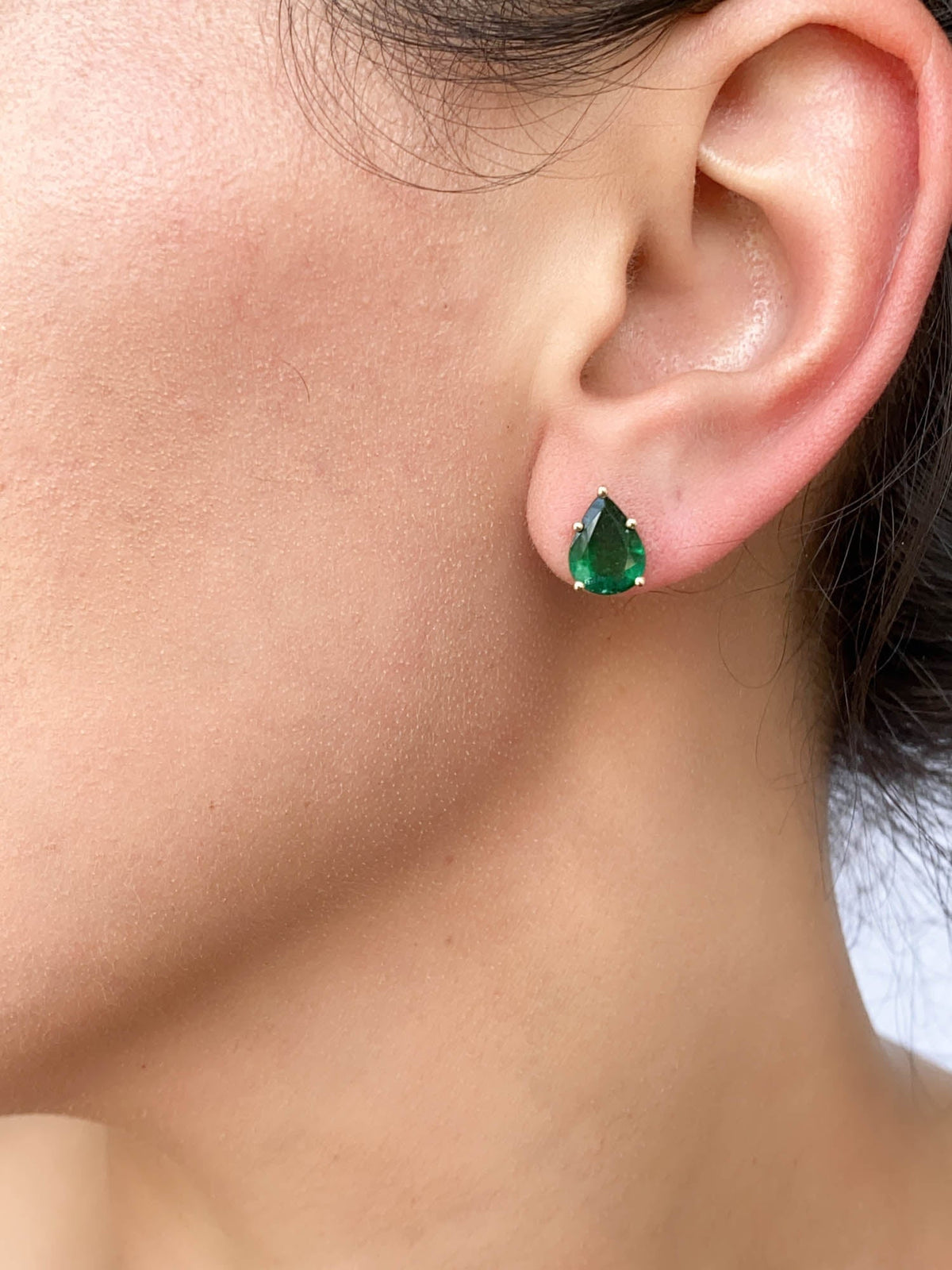 2.65ct Pear-Shape Emerald Stud Earrings 14K Gold R3141 Aurora Designer