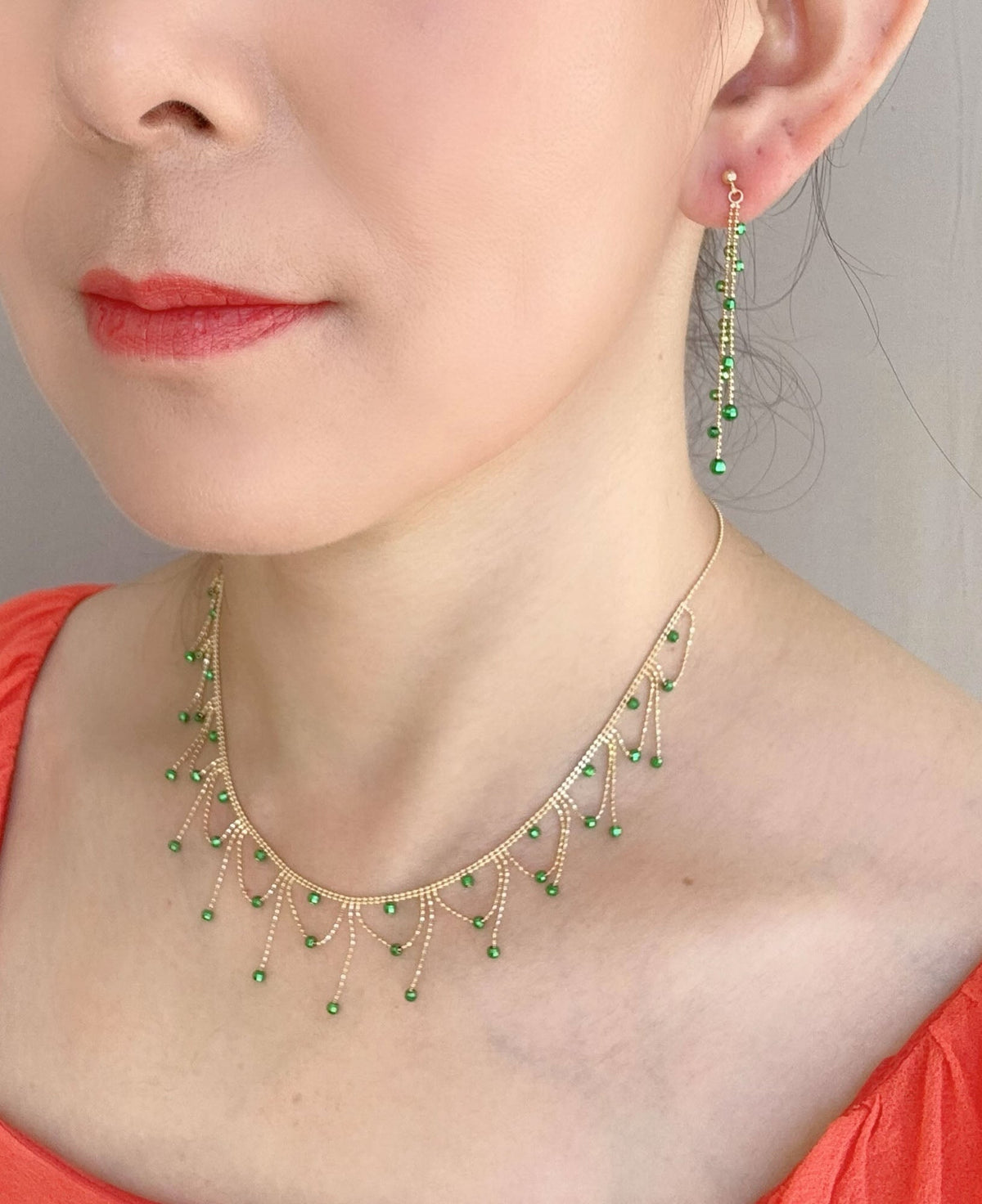 18K Gold Bright Green Bead Lace Necklace 5.44g R4637 Aurora Designer