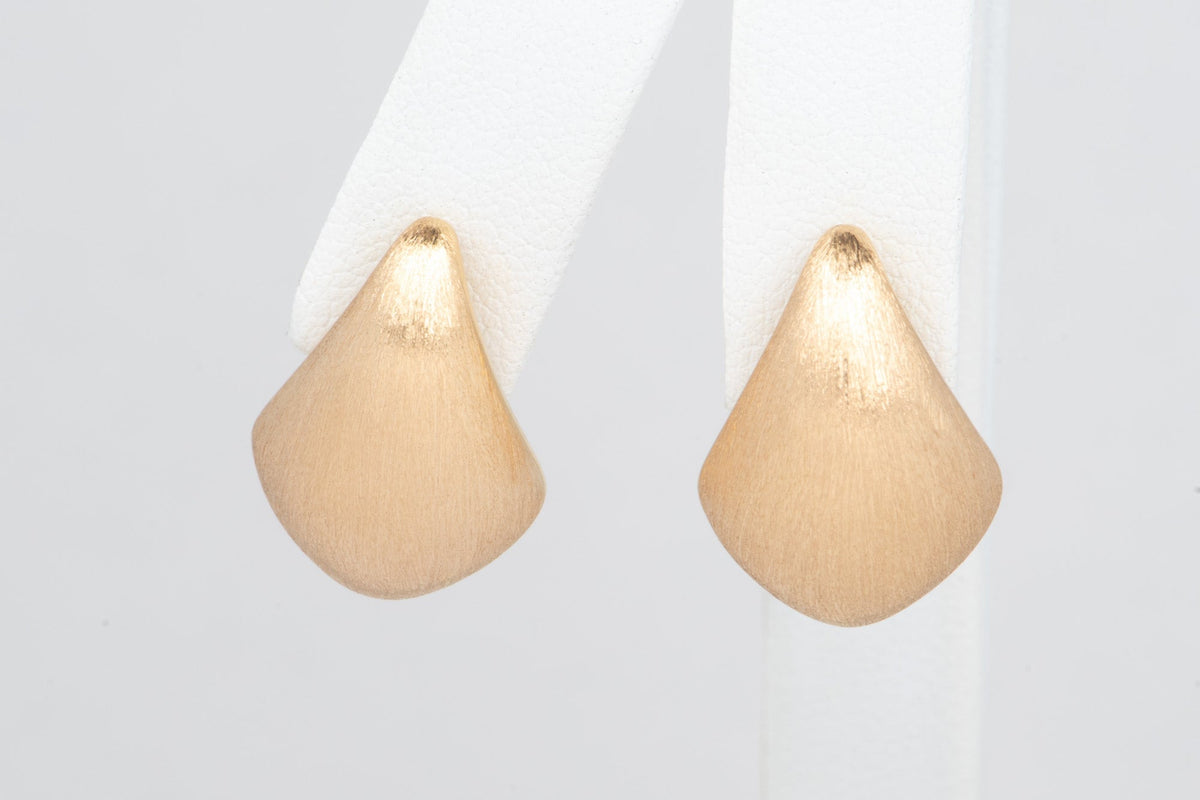 18K Gold Earrings Fan Shape Brushed Finish Light Weight R3251 Aurora Designer