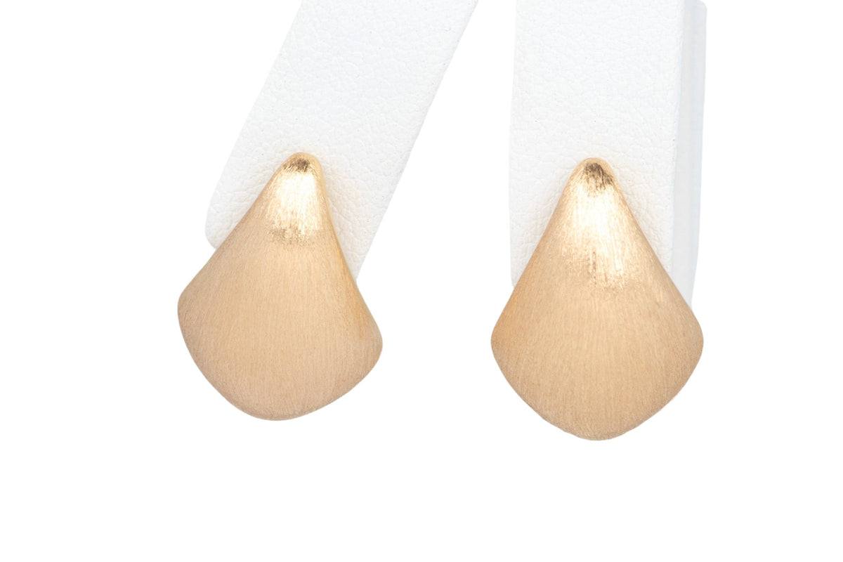 18K Gold Earrings Fan Shape Brushed Finish Light Weight R3251 Aurora Designer