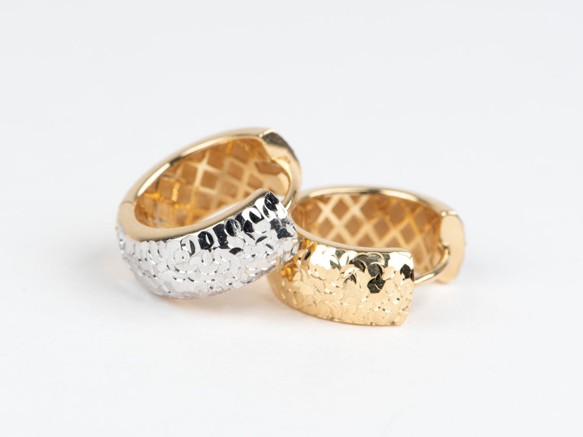 18K Gold Dual Tone Huggie Earrings Wear Both Sides Yellow and White Gold Diamond Cut Sparkly Huggie Earrings 3.86g R3260 Aurora Designer