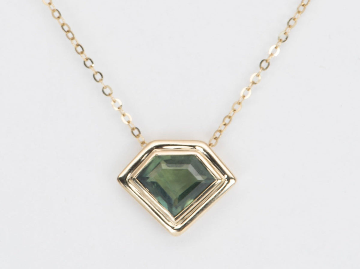 1.8ct Shield Shape Australian Sapphire Double Bezel Set Pendant Necklace 14K Gold R4473 Aurora Designer