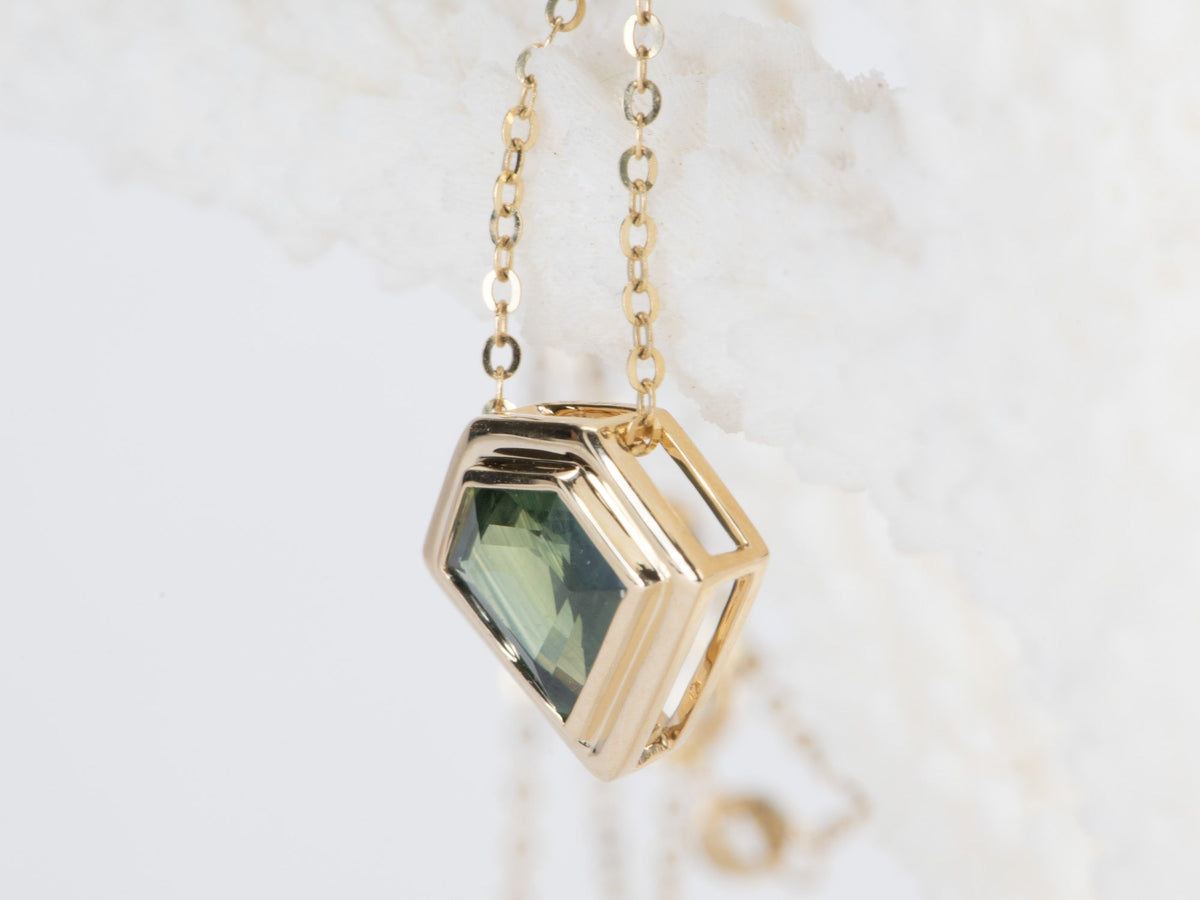 1.8ct Shield Shape Australian Sapphire Double Bezel Set Pendant Necklace 14K Gold R4473 Aurora Designer