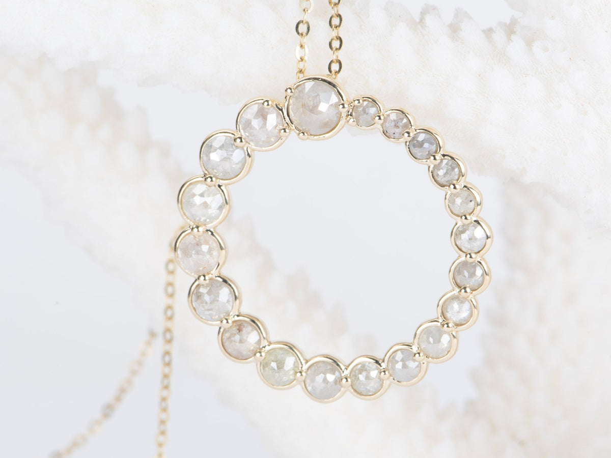Graduated Icy Diamond Circle Pendant 14K Gold R4474 Aurora Designer