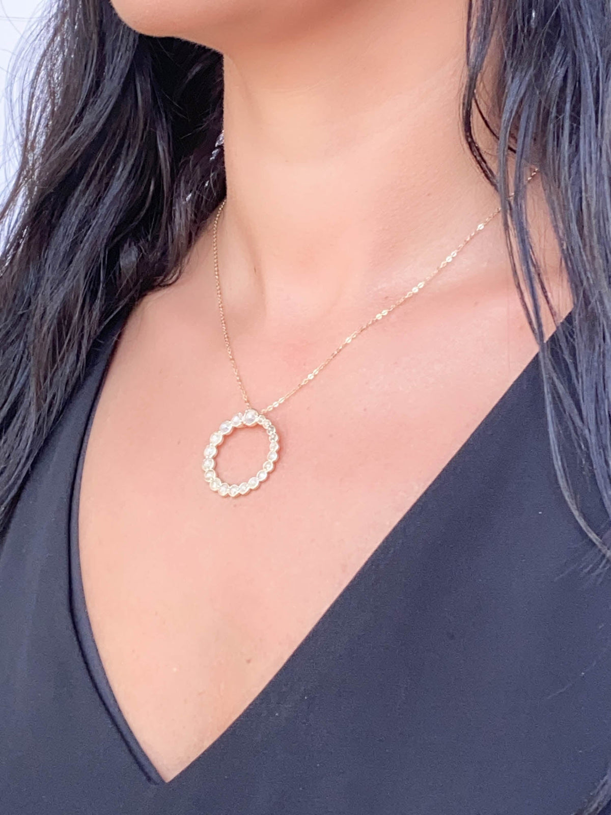 Graduated Icy Diamond Circle Pendant 14K Gold R4474 Aurora Designer