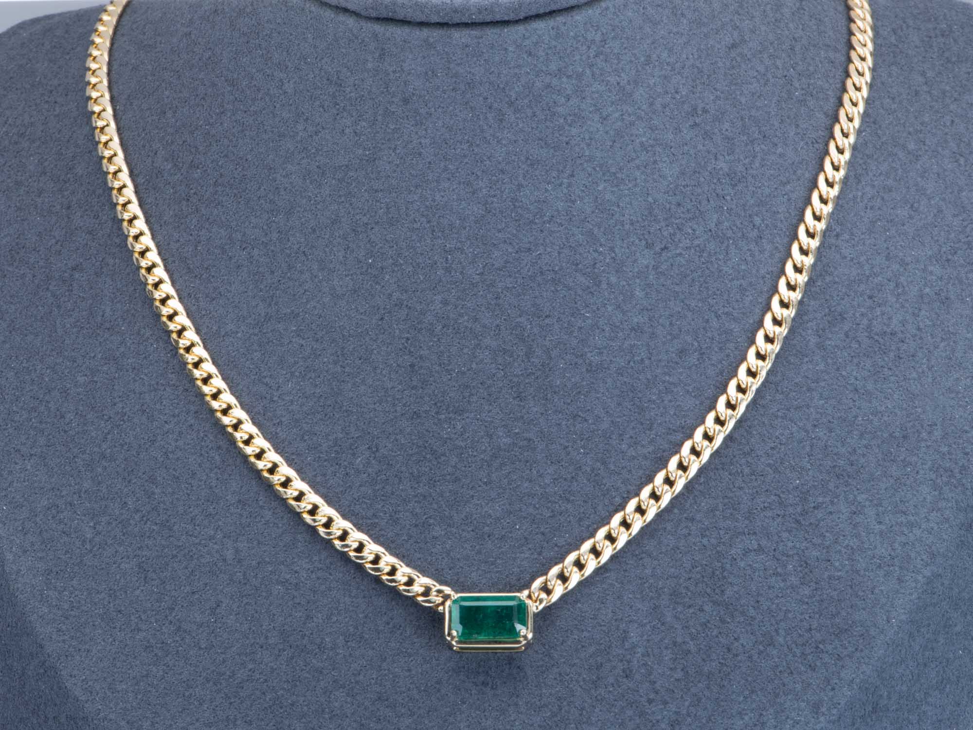 小物 miamii Aurora Designer - 2.76ct Emerald Diamond Halo Pendant 14K