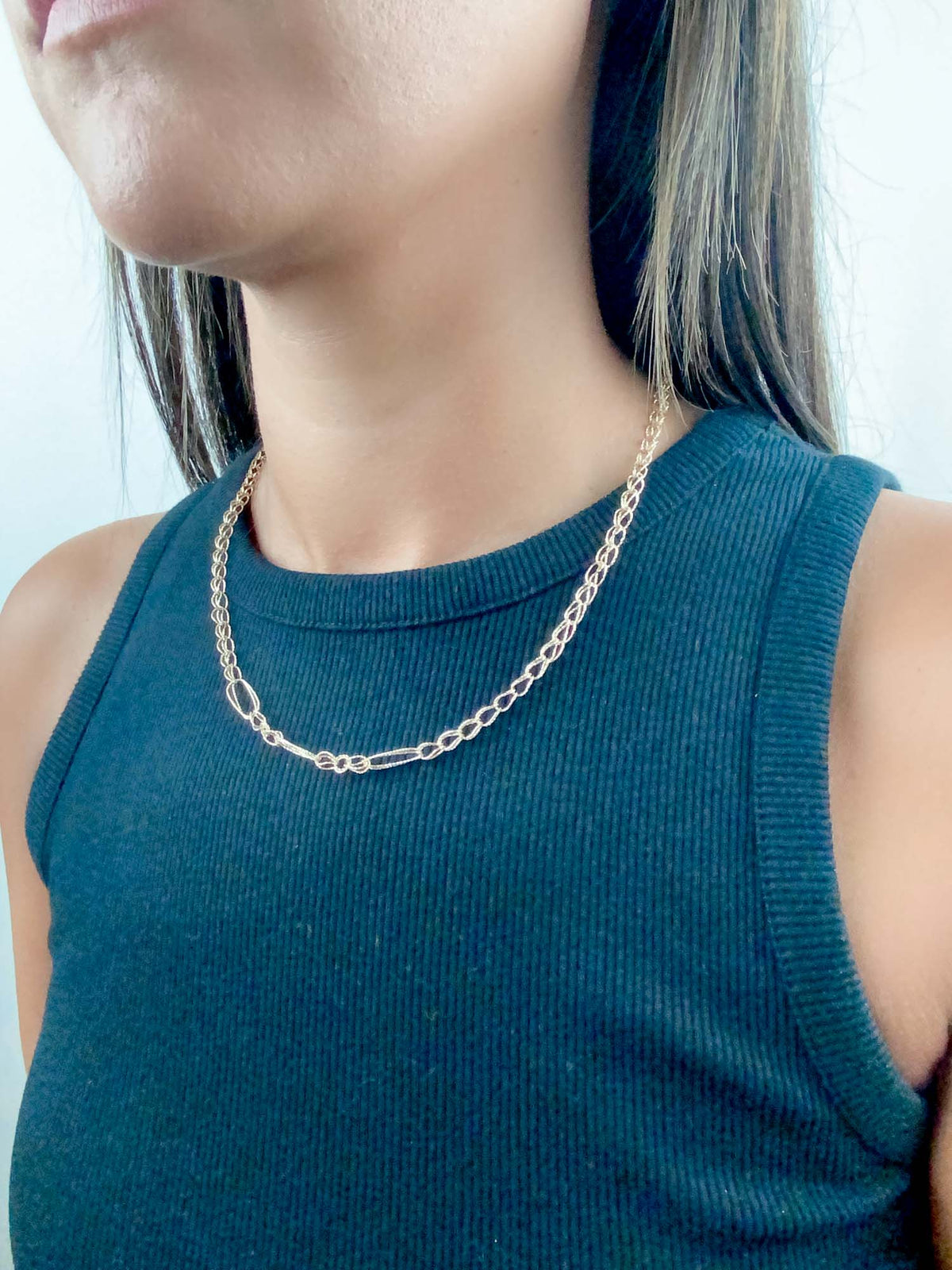 17.5" 14K Gold Diamond Cut Loop-in-Loop Special Link Necklace ~5.9g R4505 Aurora Designer