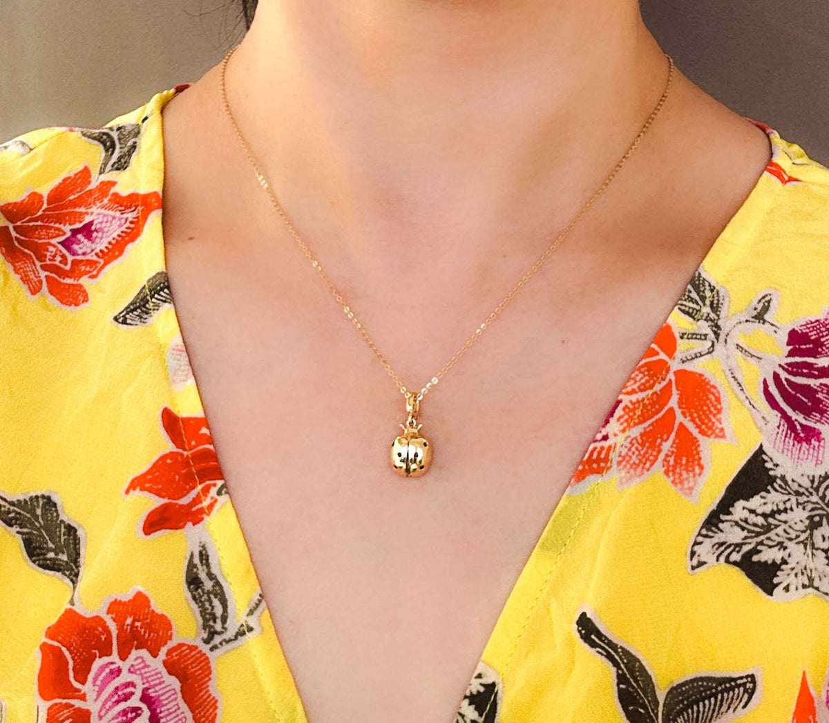Mexican Fire Opal Ladybug Pendant with Moving Wings 14K Gold R4530 Aurora Designer