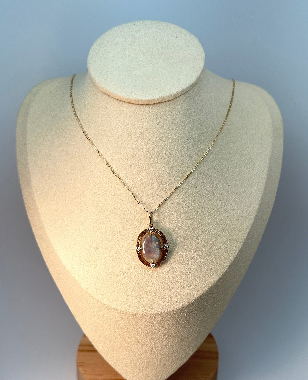 3.76ct Solid Australian Opal Pendant 9K Gold Charm R4533 Aurora Designer