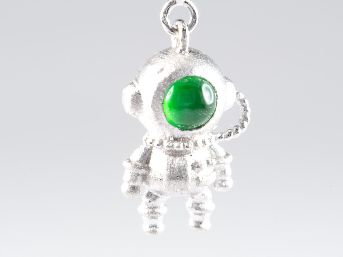 18K White Gold Astronaut Pendant Charm with Jadeite Jade Helmet R4555 Aurora Designer