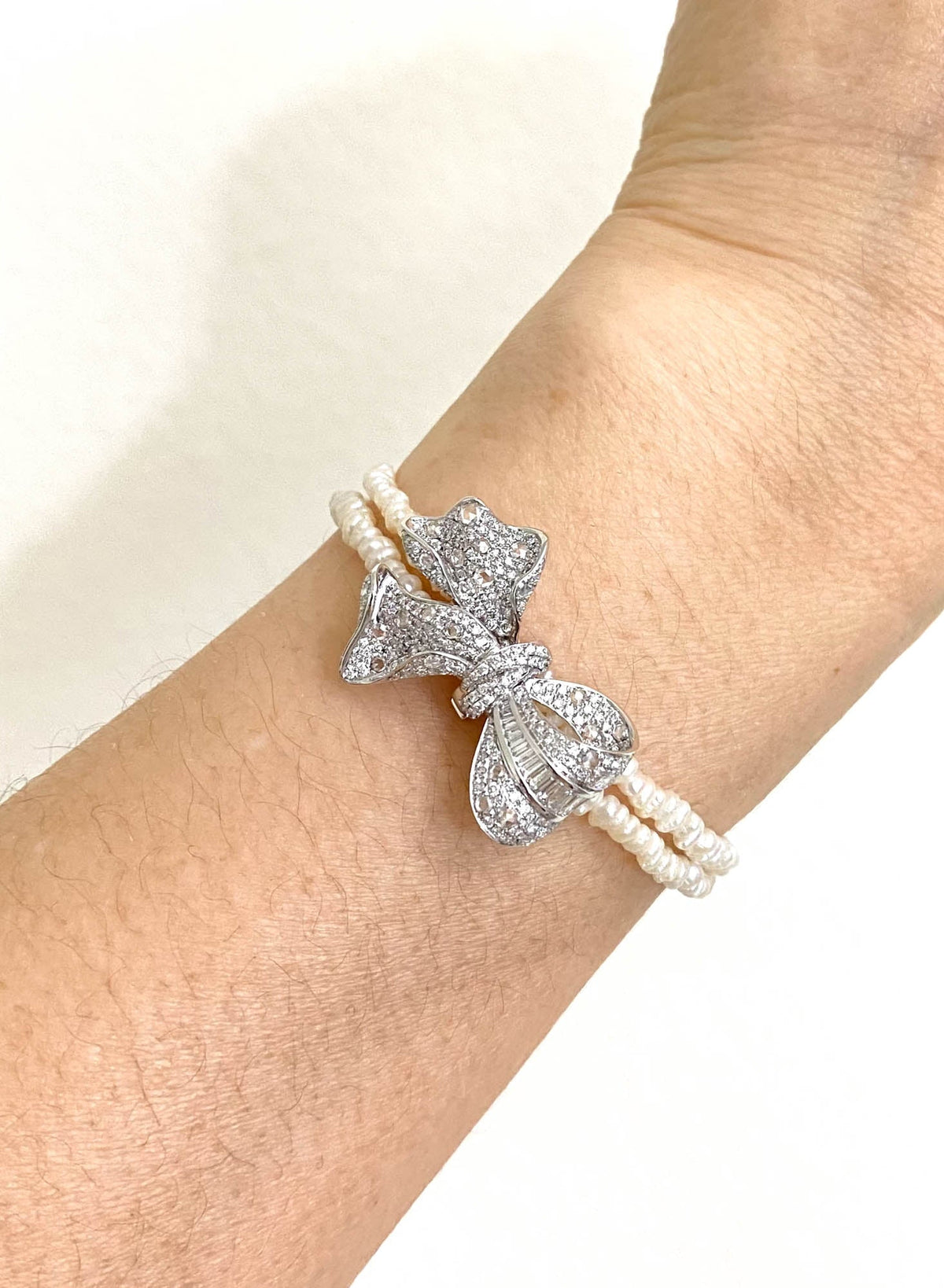 1ct Diamond Pave Ribbon Bow Pendant Necklace Slider 18K White Gold R4562 Aurora Designer