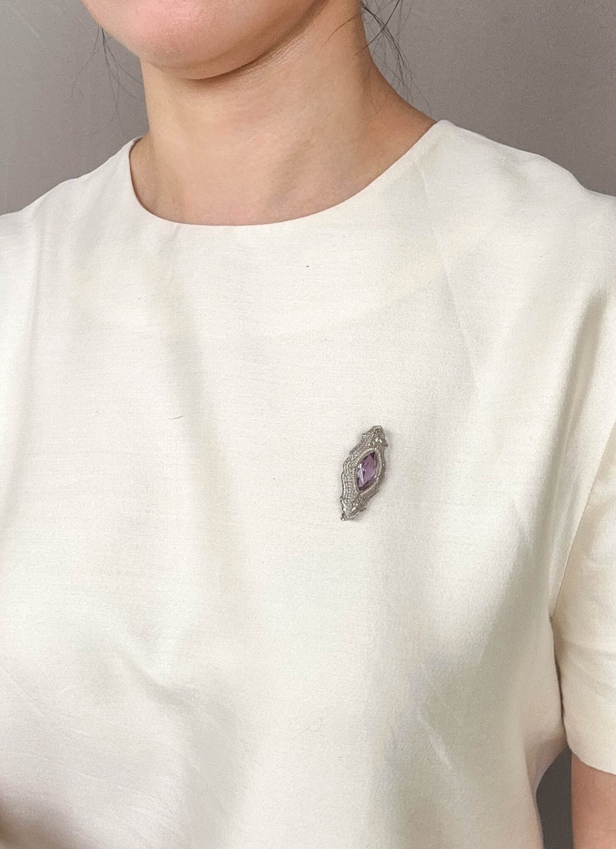 Vintage 14K White Gold Filigree Brooch Amethyst Diamond Seed Pearls 1.5&quot; 3.66g R4573 Aurora Designer