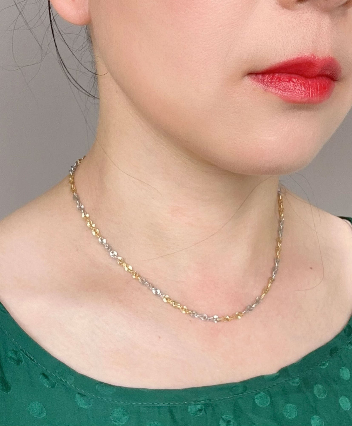 18K Gold Yellow and White Dual-Tone Sparkle Chain Necklace 5g 17.5" R4579 Aurora Designer