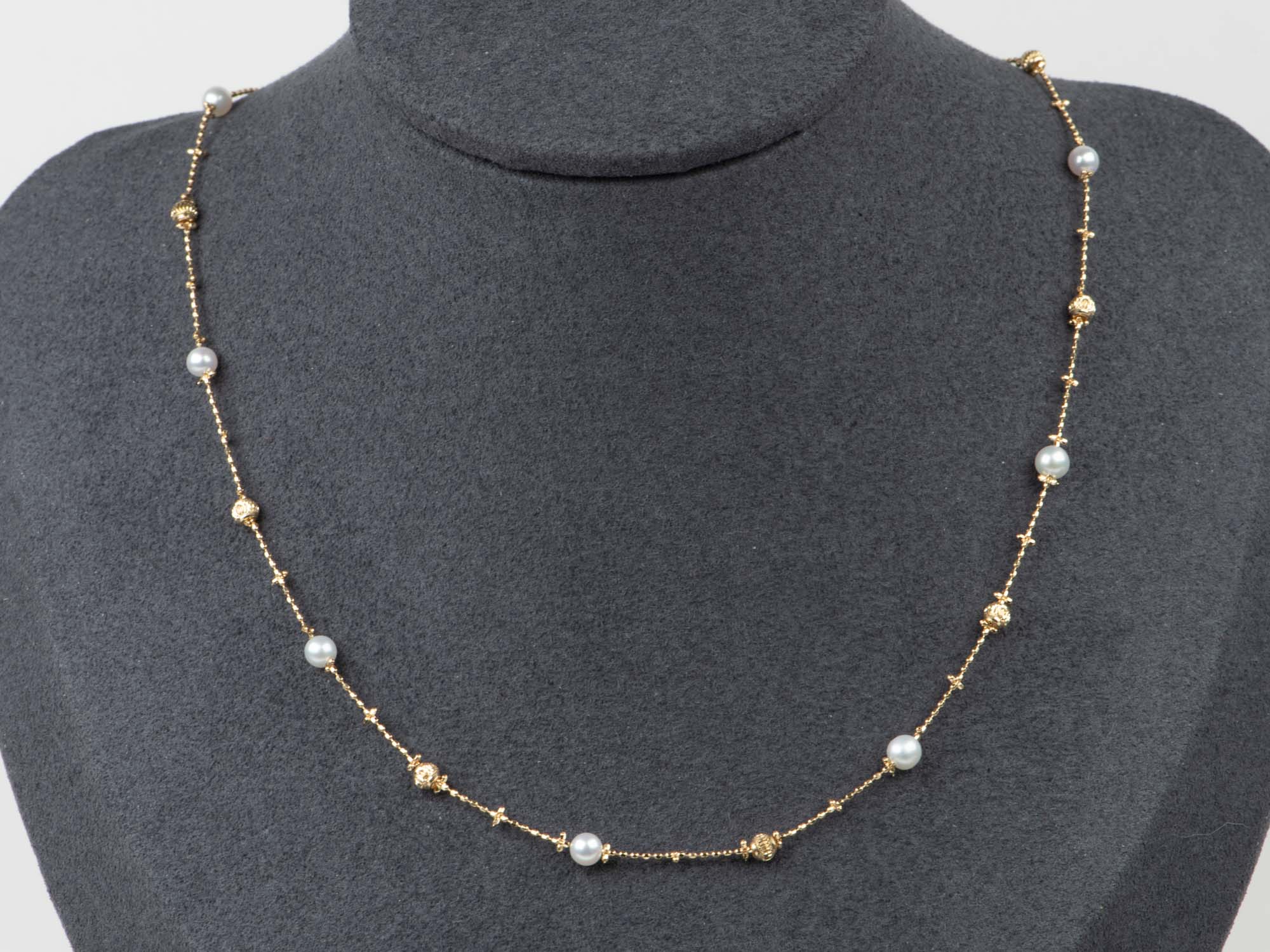 18K Gold Dainty Necklace with Diamond Cut Beads and Pearls R4609