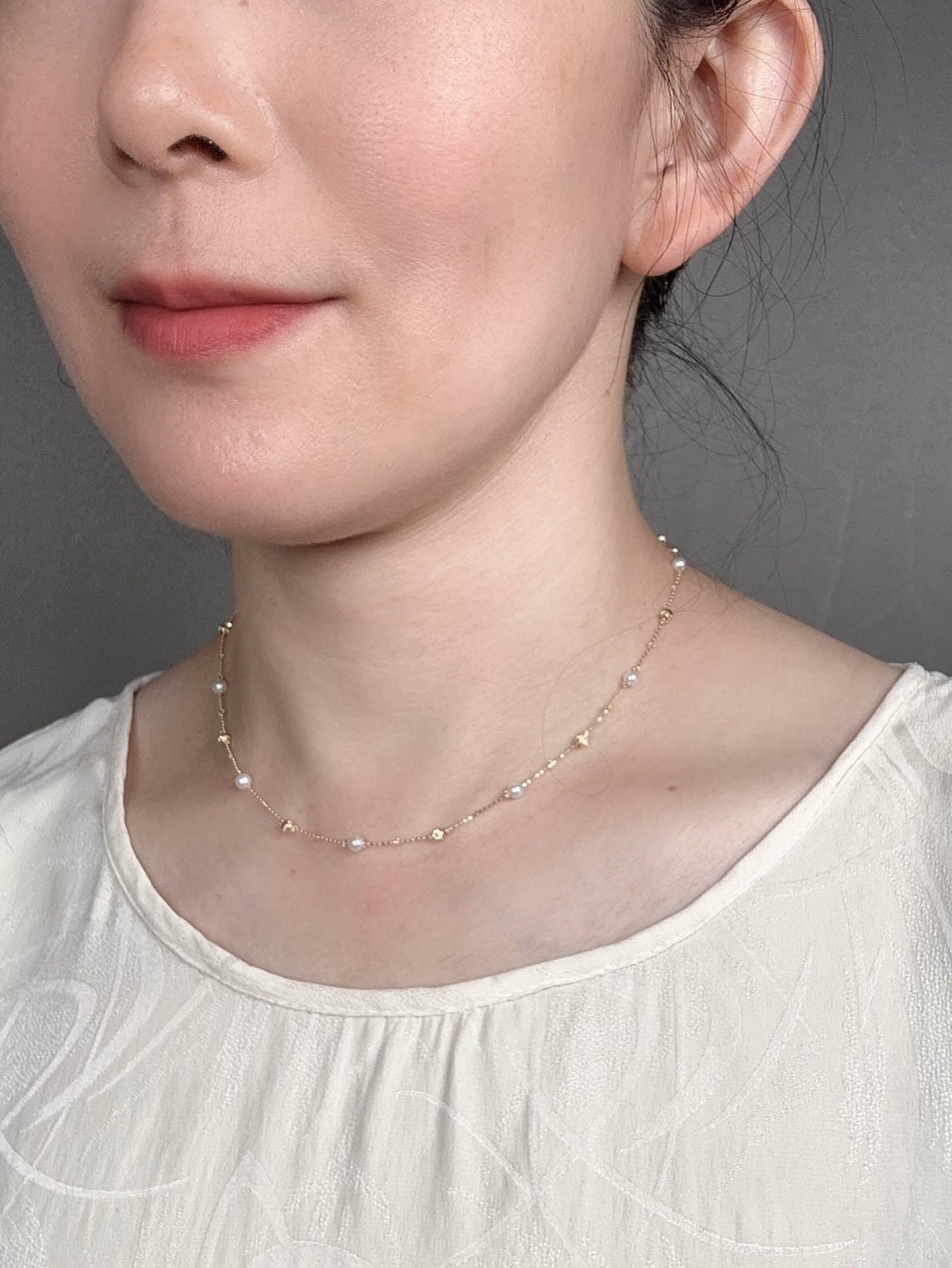 18K Gold Dainty Necklace with Diamond Cut Beads and Pearls R4609 Aurora Designer