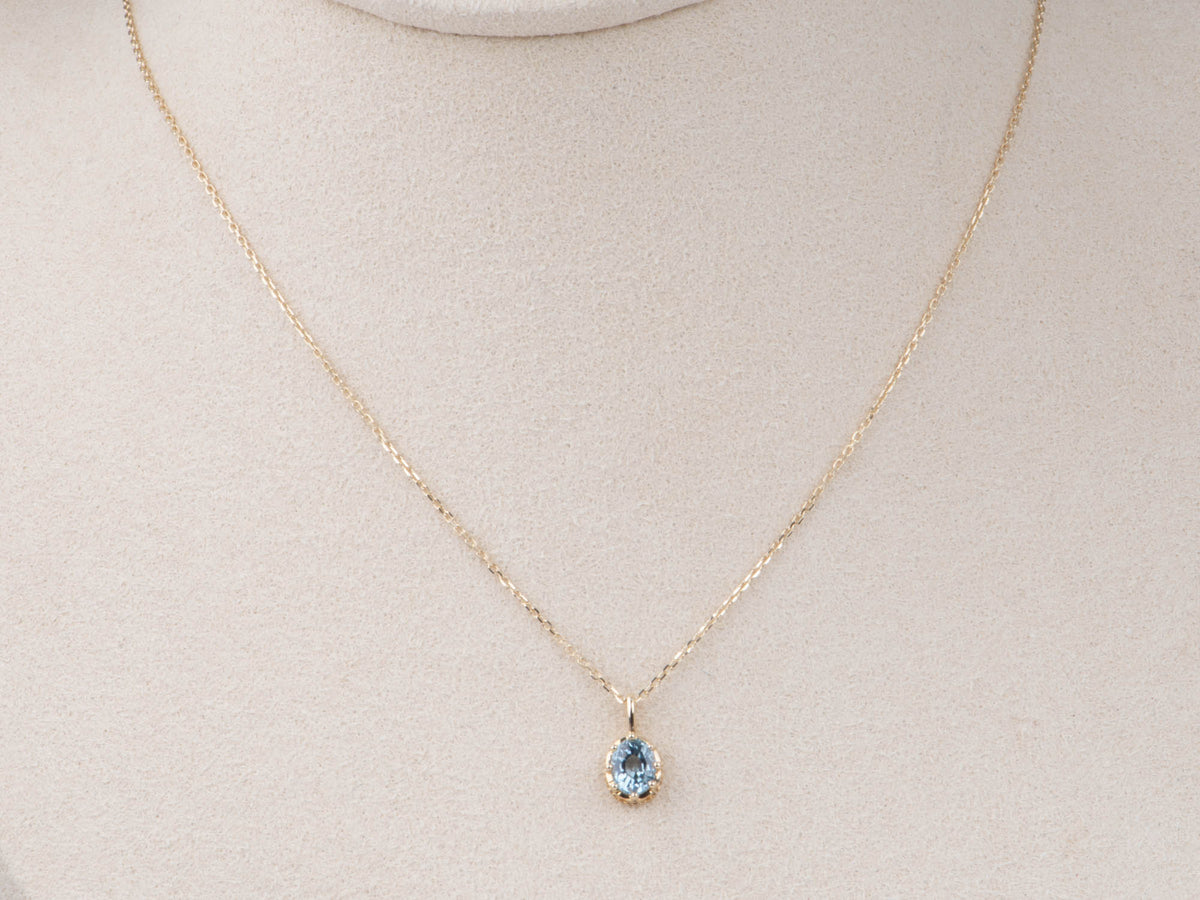 Montana Sapphire Vintage Lace Edge Pendant Necklace 14K Gold with Chain R4635 Aurora Designer